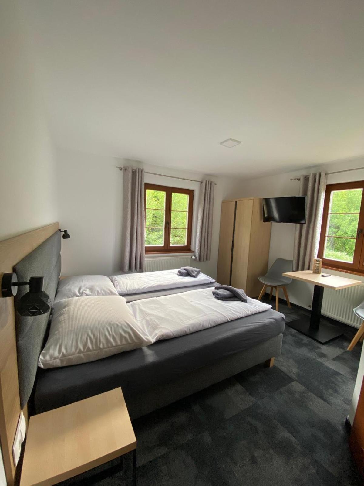 Pod Orlica Apartment Duszniki Zdroj Phòng bức ảnh