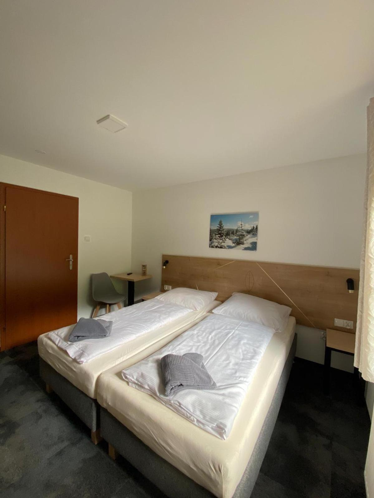 Pod Orlica Apartment Duszniki Zdroj Phòng bức ảnh